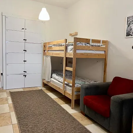 Gran Hostel *